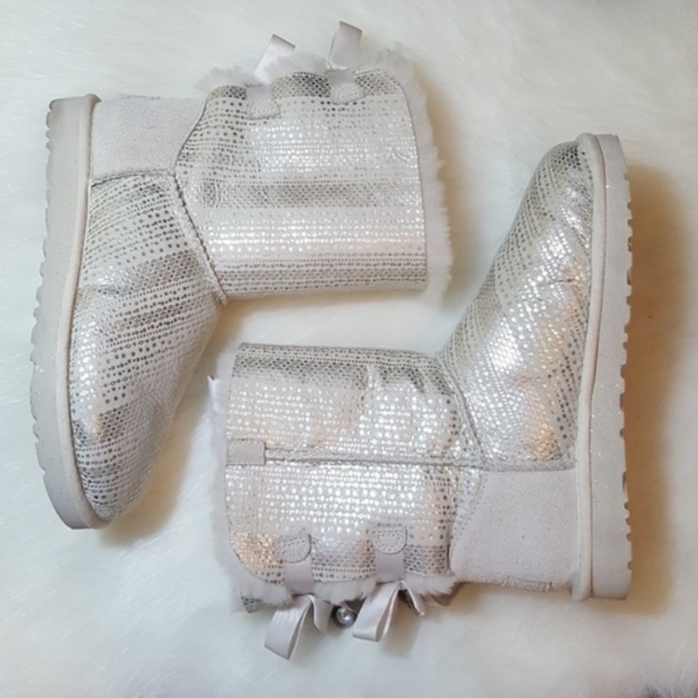 Bailey Bow Limited Edition Authentic Holiday Uggs - image 1